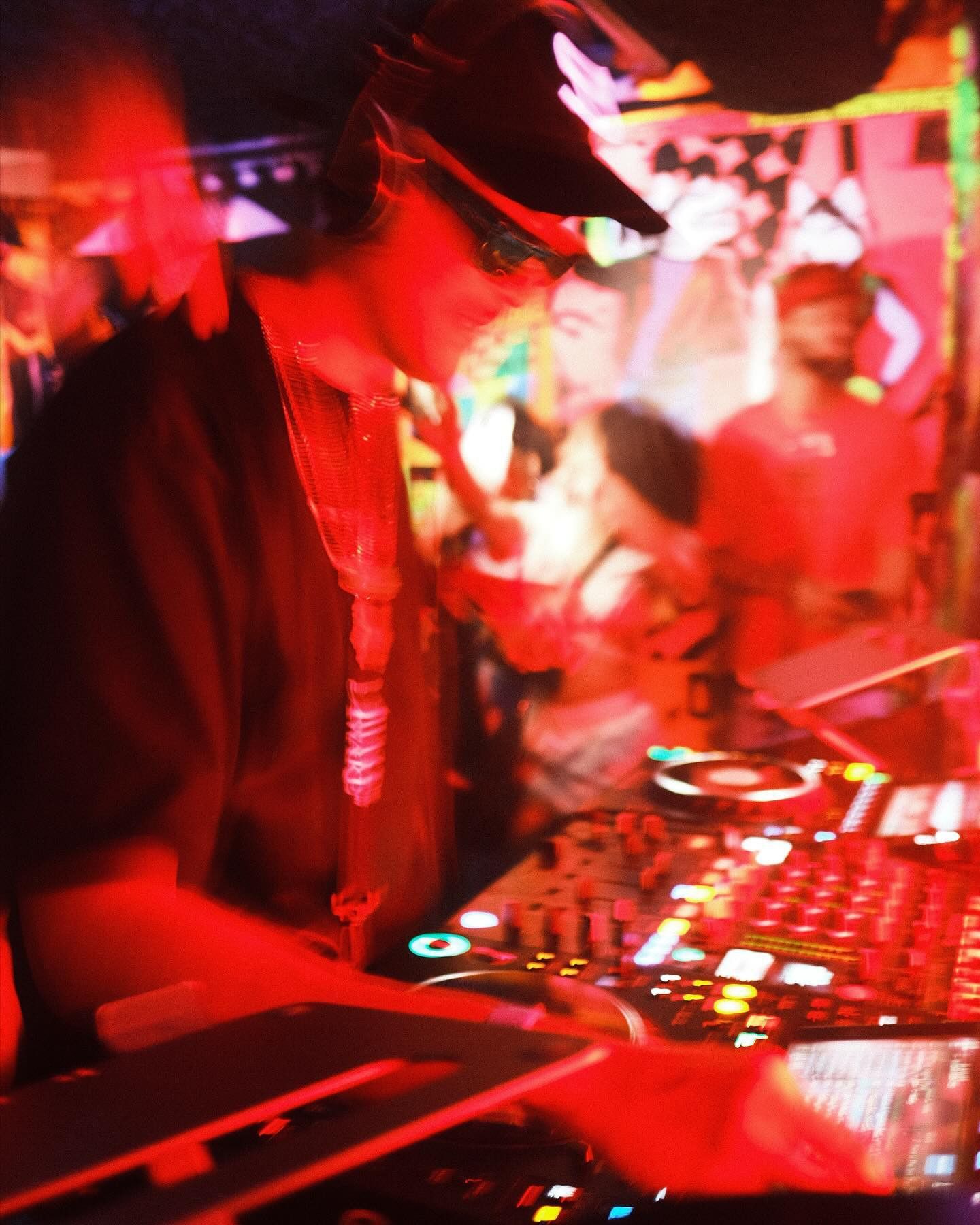 silentaddy_DJ vibes.jpg