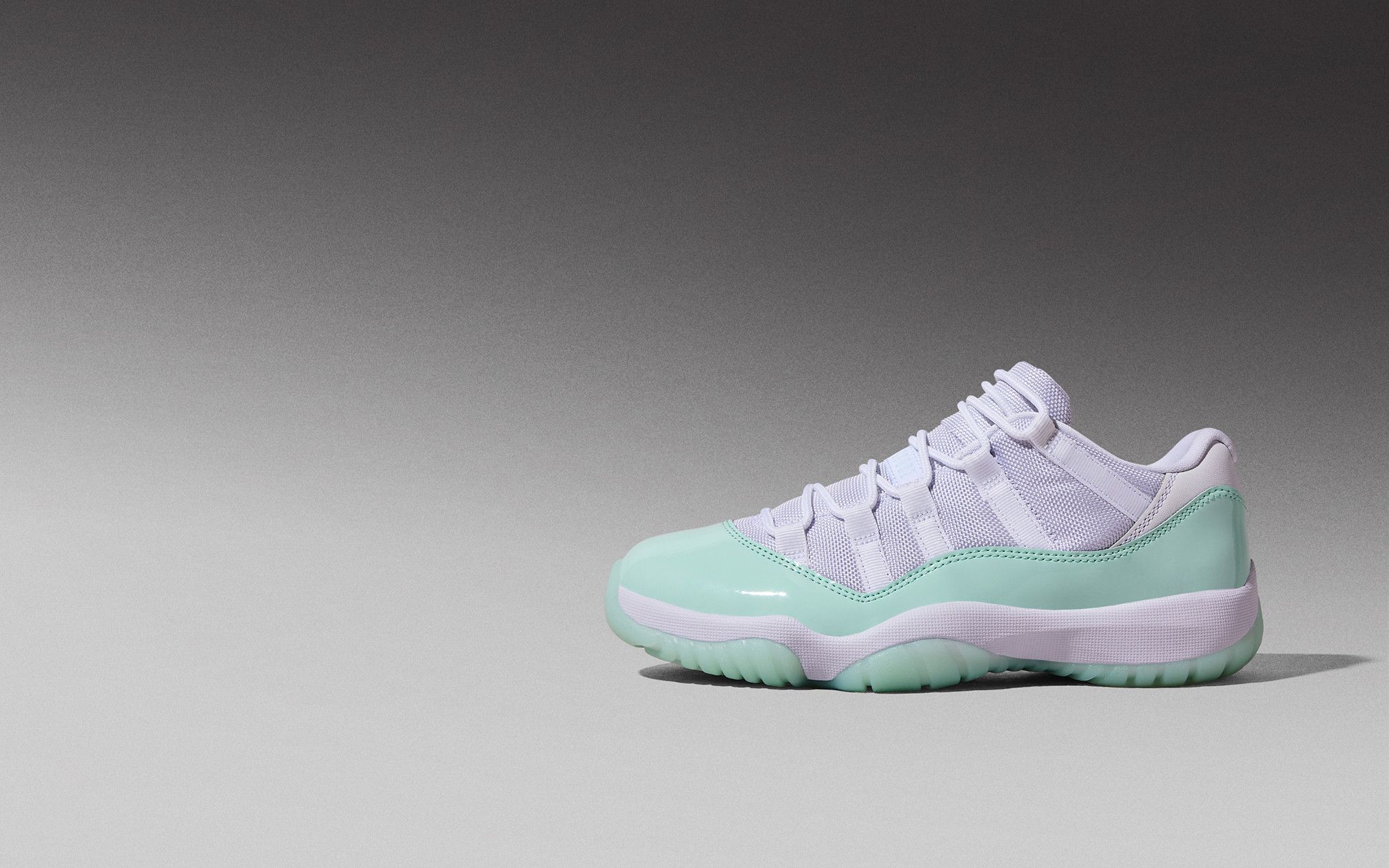 Wmns Jordan 11 Retro Low 'Igloo' Hero Picture Desktop