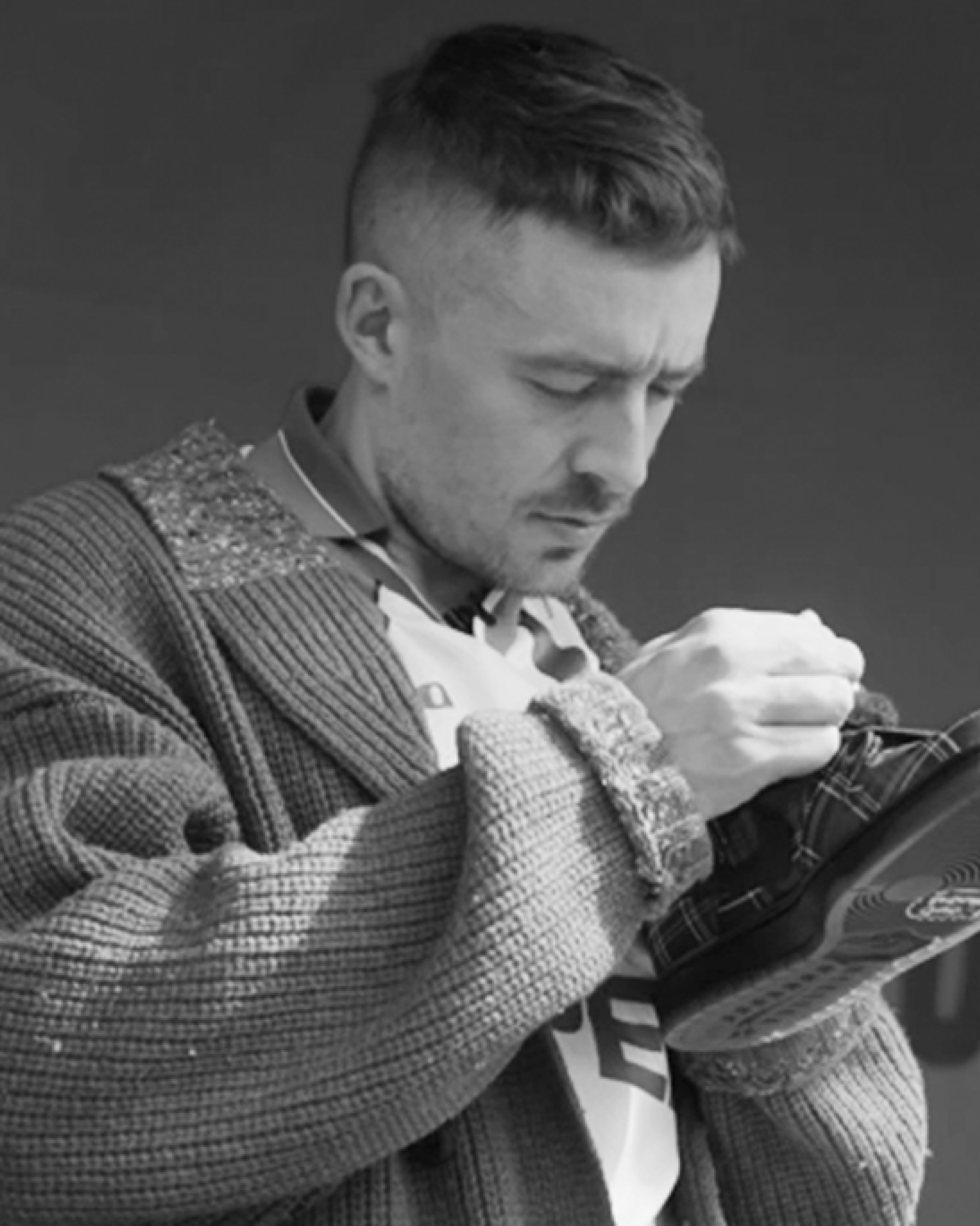 FRIENDS & FAMILY: DERMOT KENNEDY